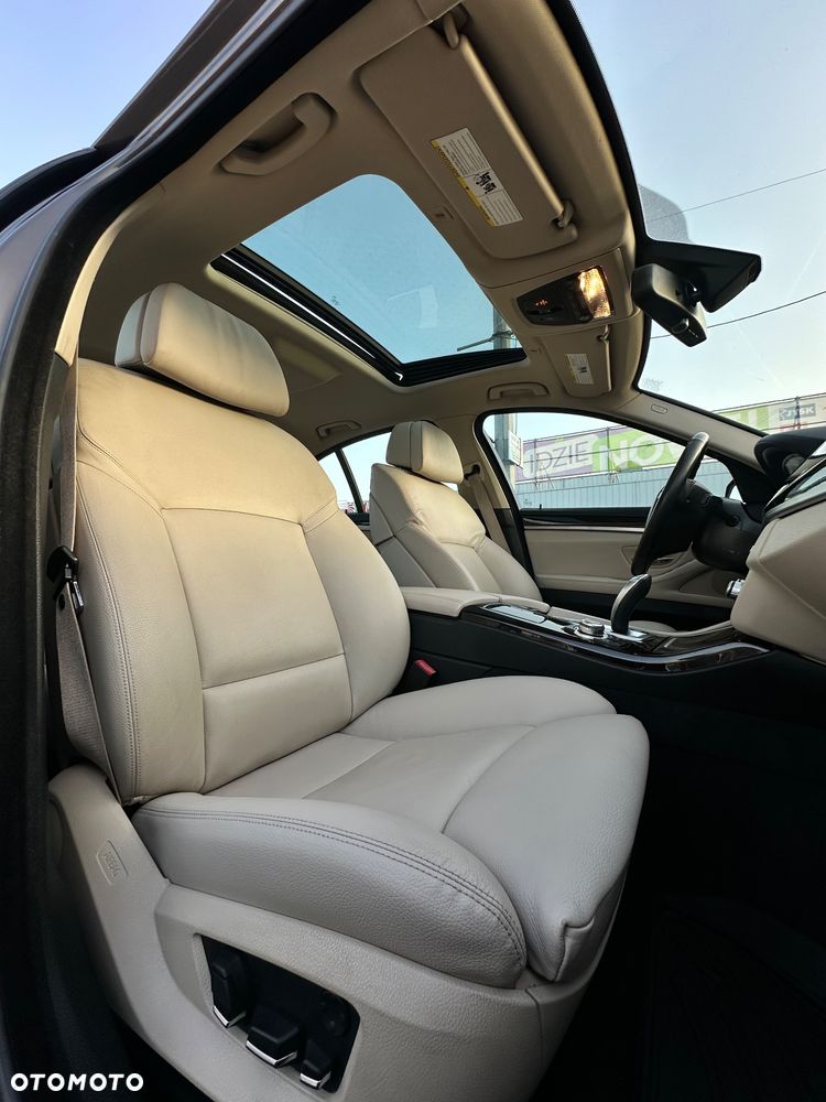 BMW Seria 5 528i xDrive Sport-Aut - 19