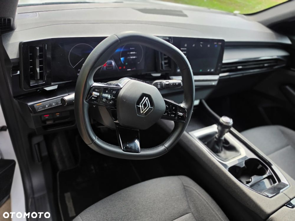 Renault Austral 1.3 TCe mHEV Equilibre - 19