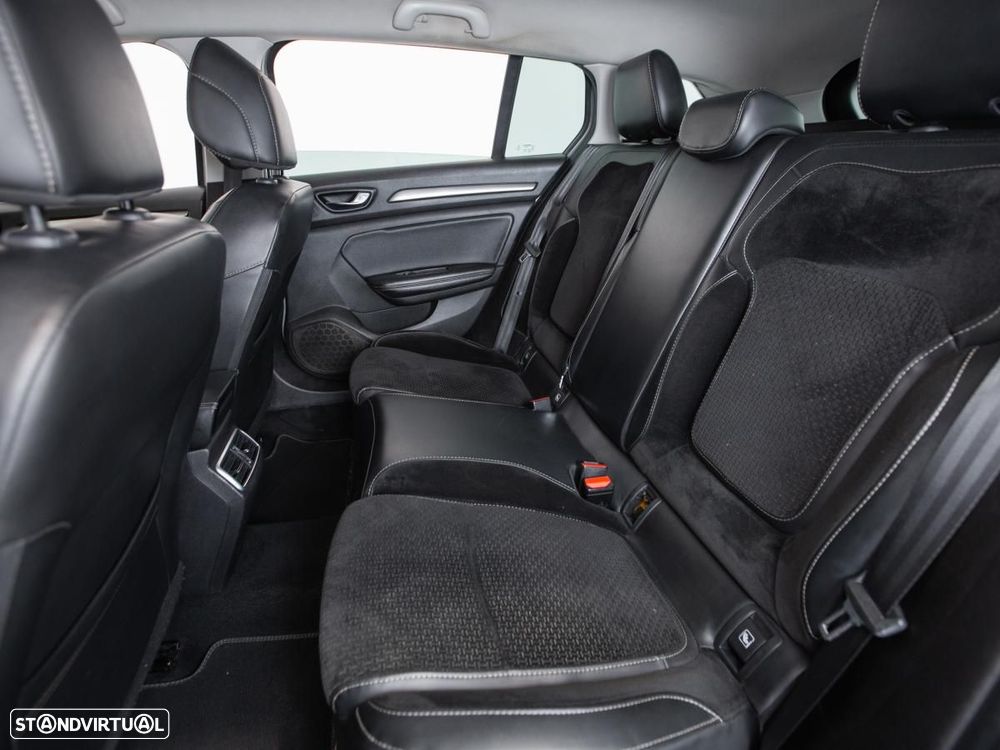 Renault Mégane Sport Tourer - 10