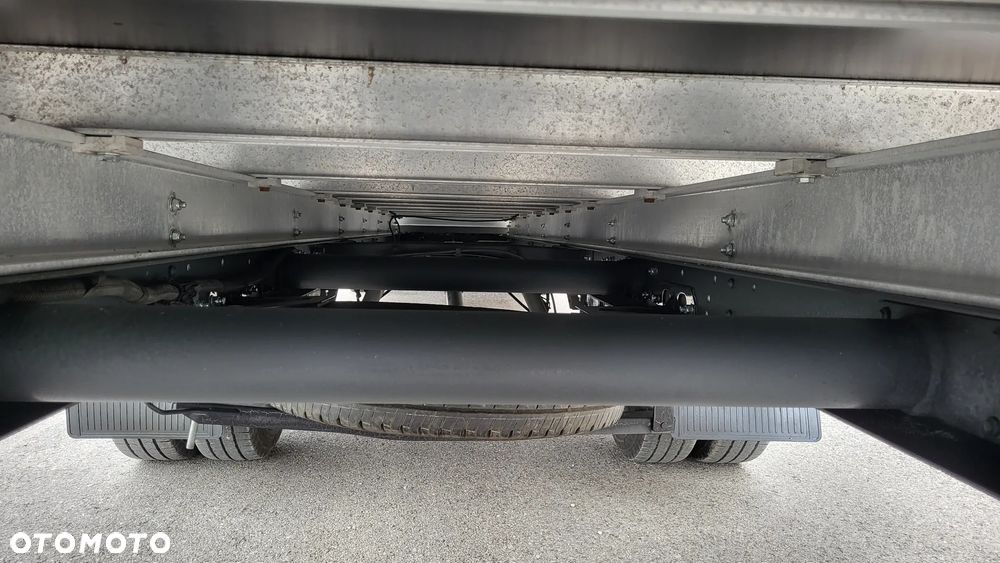 Iveco Daily 50c15 / 35c15 / długa skrzynia 6,12 m / skrzynia 12 euro palet - 11