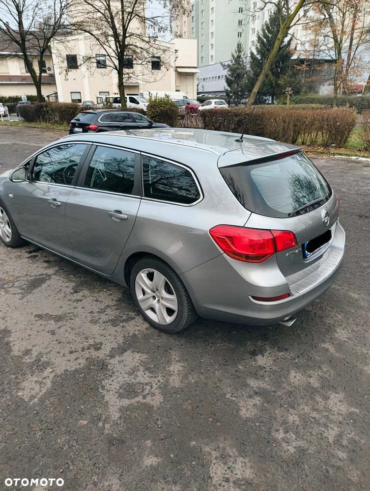 Opel Astra 1.4 T Enjoy - 19