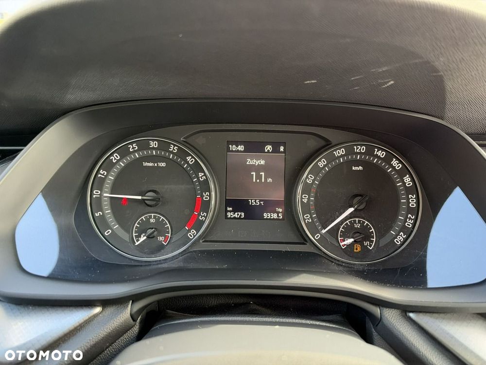 Skoda Octavia 2.0 TDI Ambition DSG - 28