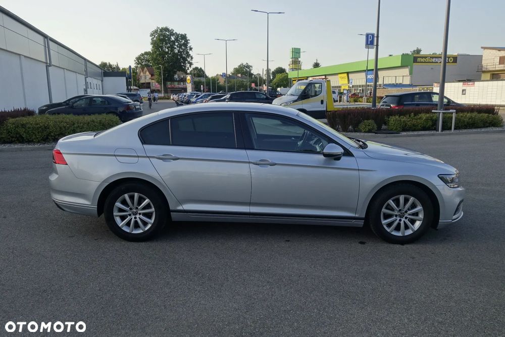 Volkswagen Passat 2.0 TDI EVO Business - 7