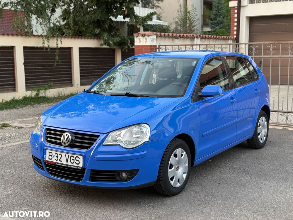 Volkswagen Polo 1.2 Attractive - 1