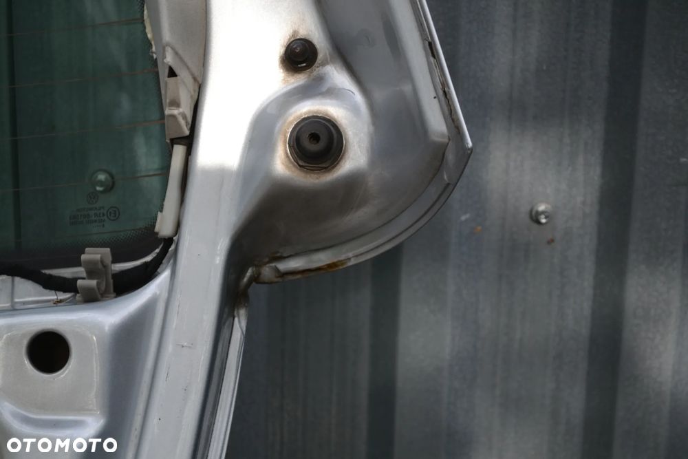 VW BORA GOLF IV KOMBI KLAPA BAGAŻNIKA Z SZYBĄ LA7W POMORSKIE - 8