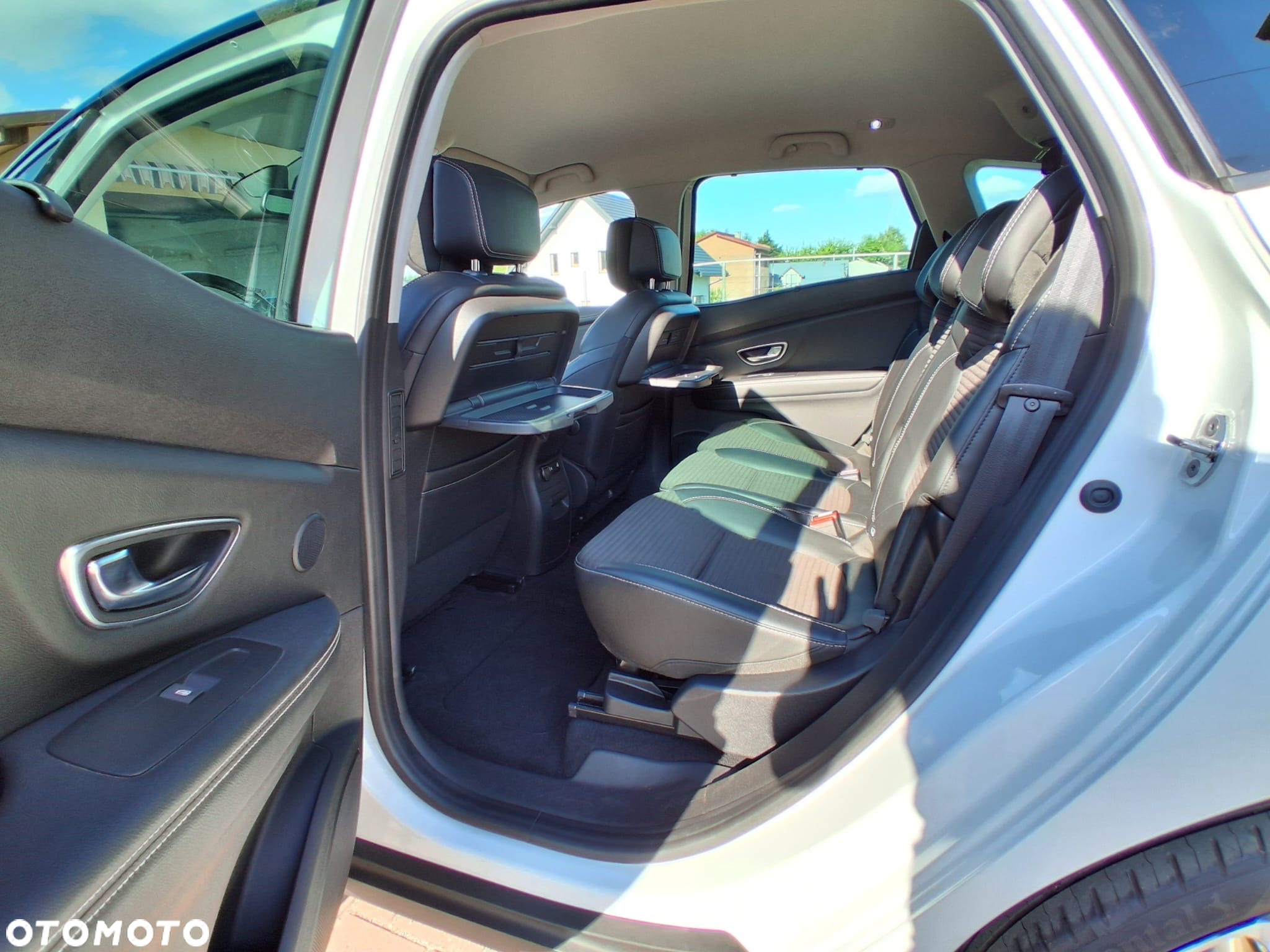 Renault Scenic 1.2 TCe Energy Bose - 22