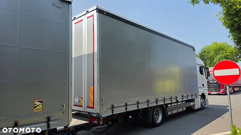 MAN ///TGX///18.430///2022///7.70+7.70 ///ZESTAW TANDEM///PRZEJAZDOWY/// 36000 KG///DACH PODNOSZONY/// FIRANKA///LEDY///STAN BARDZO DOBRY - 16