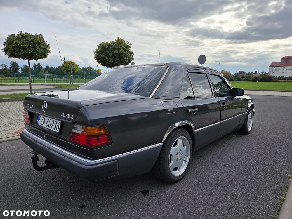 Mercedes-Benz W124 (1984-1993) - 5