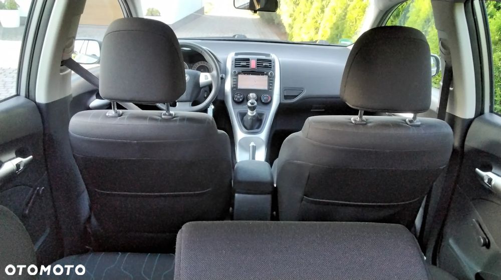 Toyota Auris 1.6 Life+ - 17