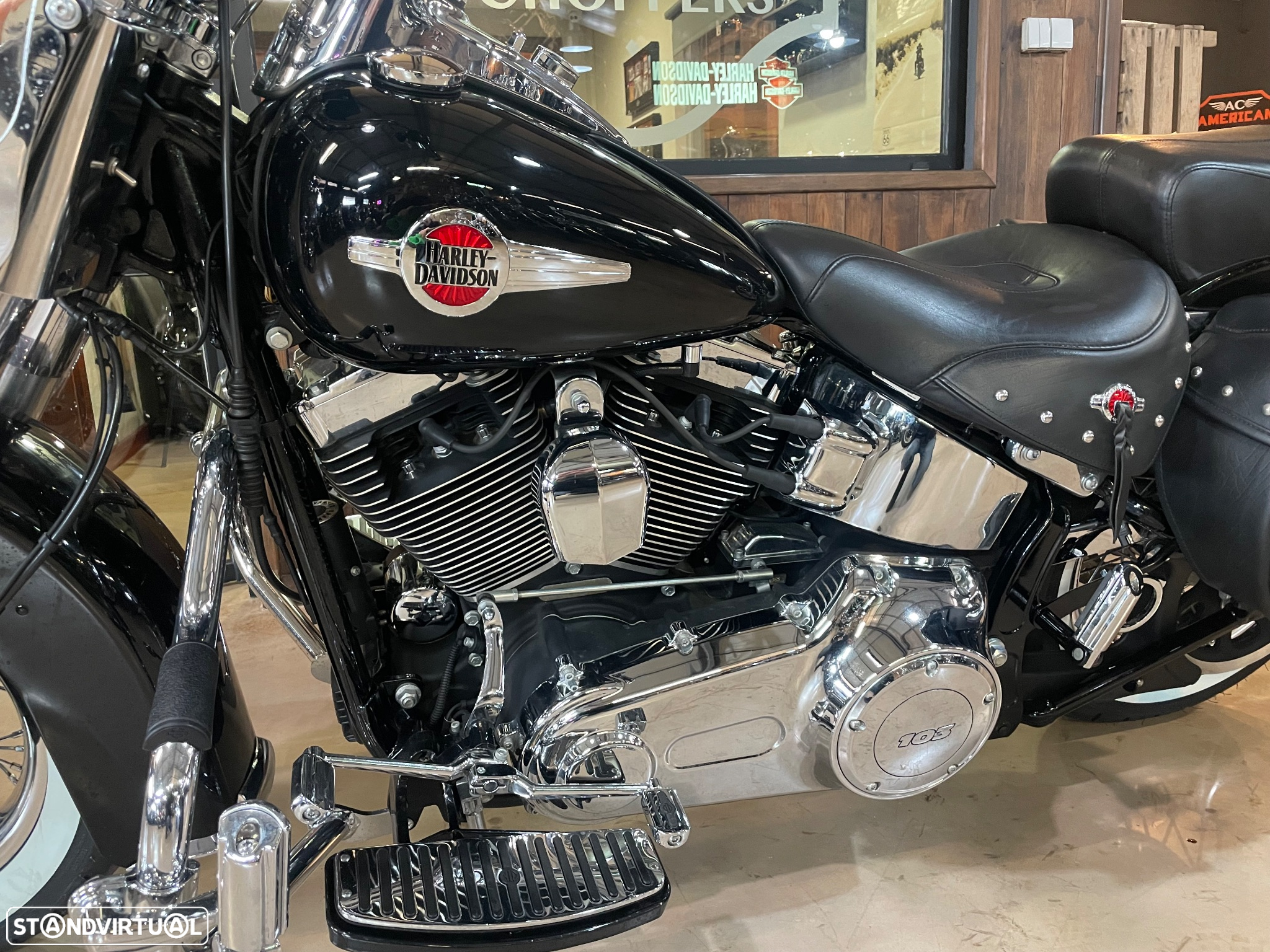 Harley-Davidson FLSTCI - 13