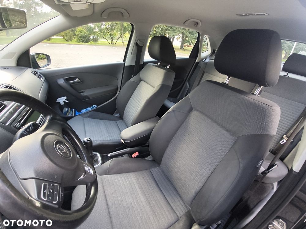 Volkswagen Polo - 8