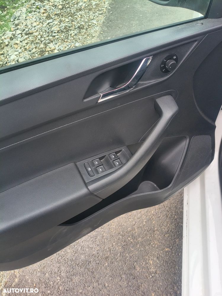 Skoda RAPID 1.2 TSI Edition - 11