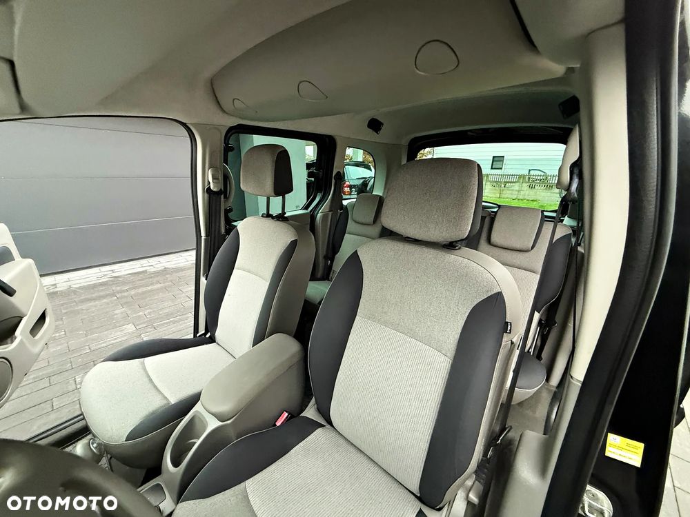 Renault Kangoo 1.6 16V 105 Authentique - 11