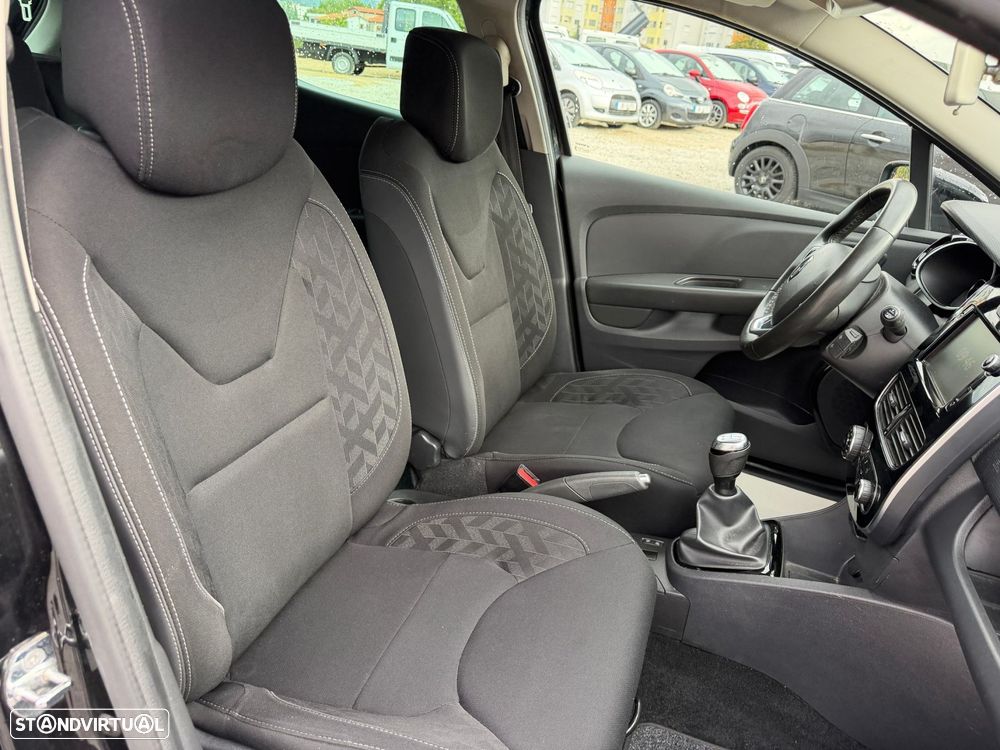Renault Clio 0.9 TCe Limited - 12
