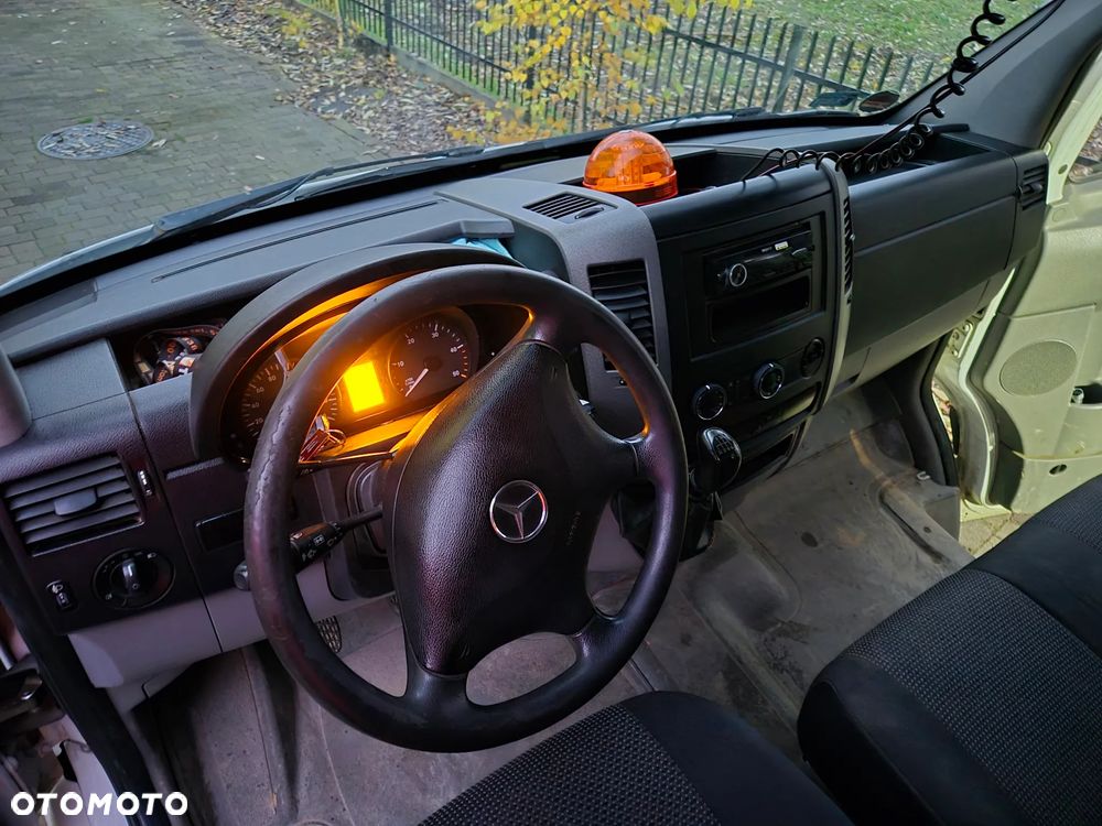 Mercedes-Benz Sprinter - 7