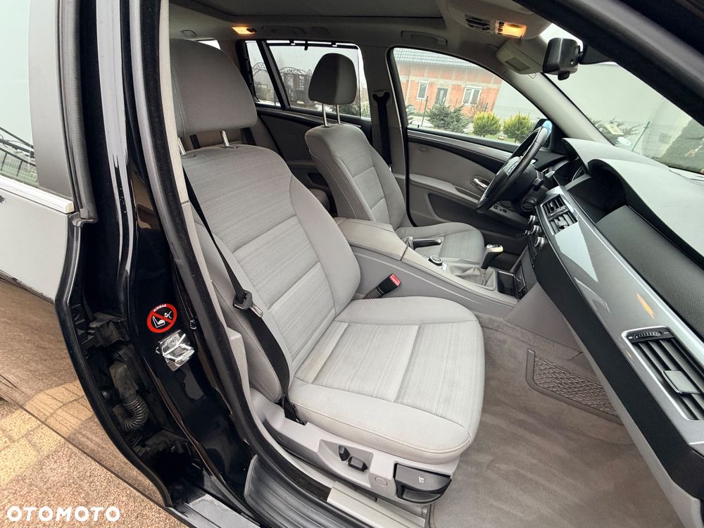 BMW Seria 5 - 30