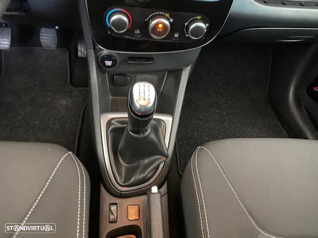 Renault Clio 0.9 TCe Limited Edition - 14