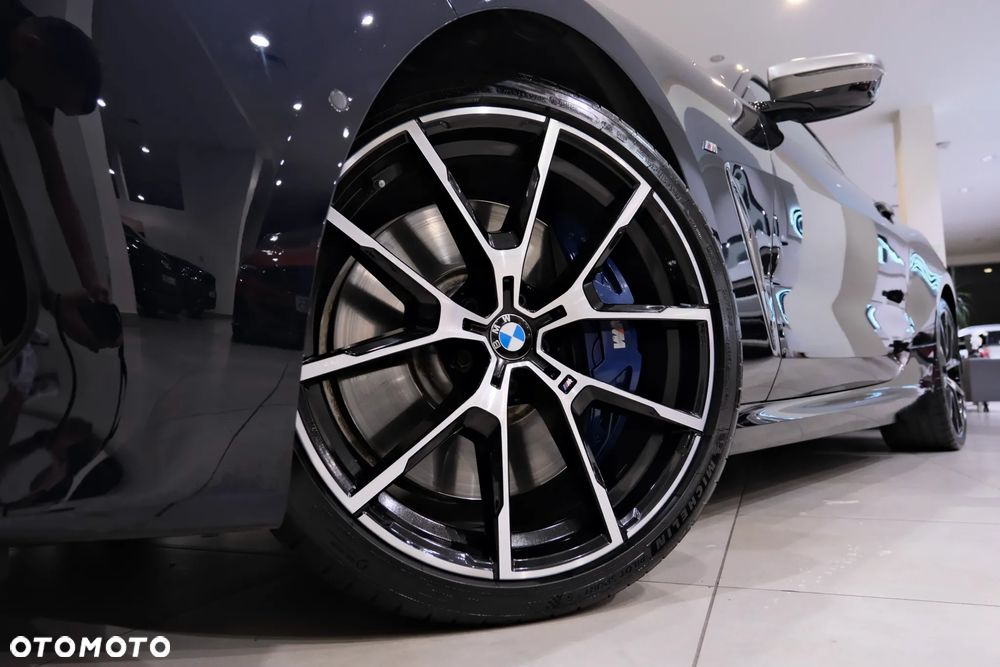BMW Seria 8 M850i xDrive - 24