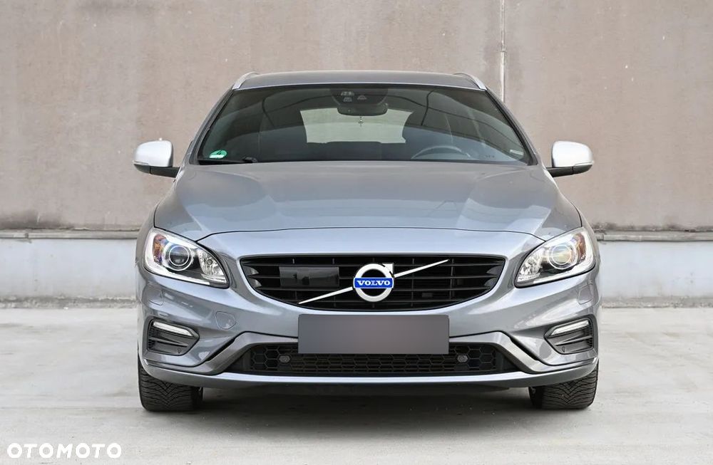 Volvo V60 D5 Geartronic RDesign - 2