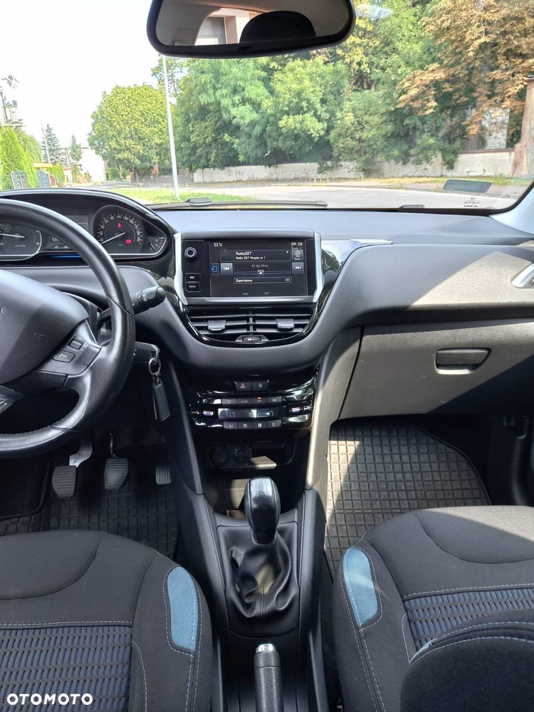 Peugeot 208 1.6 e-HDi Active STT - 4