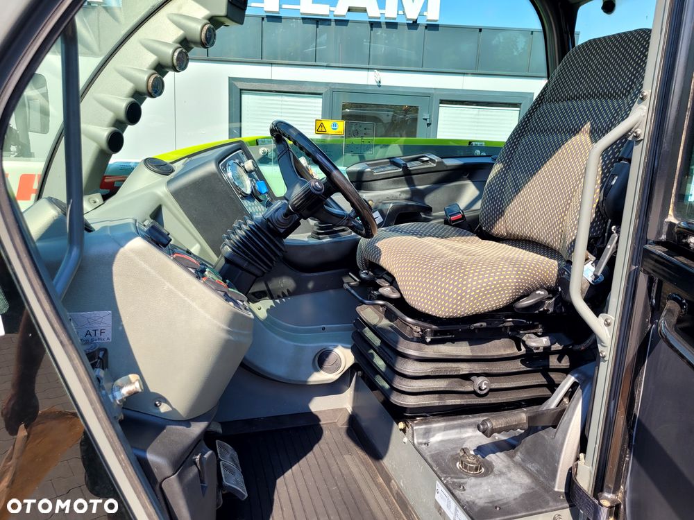 Claas SCORPION 6035 VARIPOWER - 12
