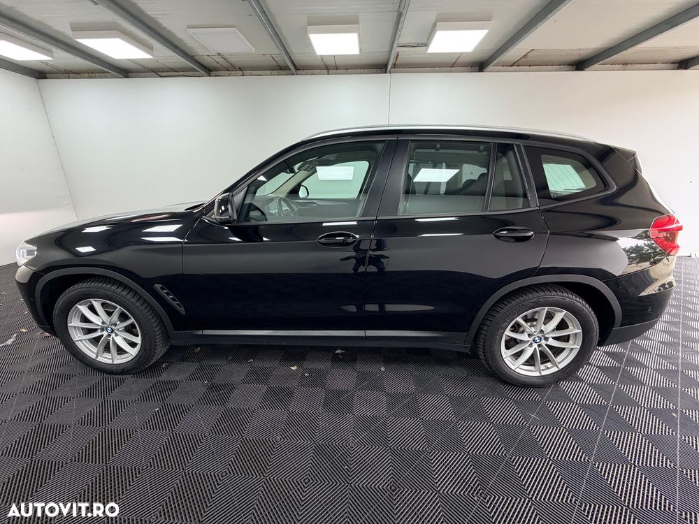 BMW X3 xDrive20i AT - 6