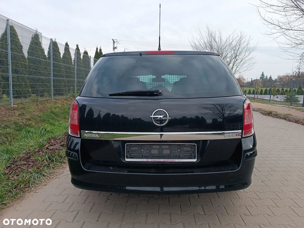 Opel Astra 1.7 CDTI DPF Edition - 38