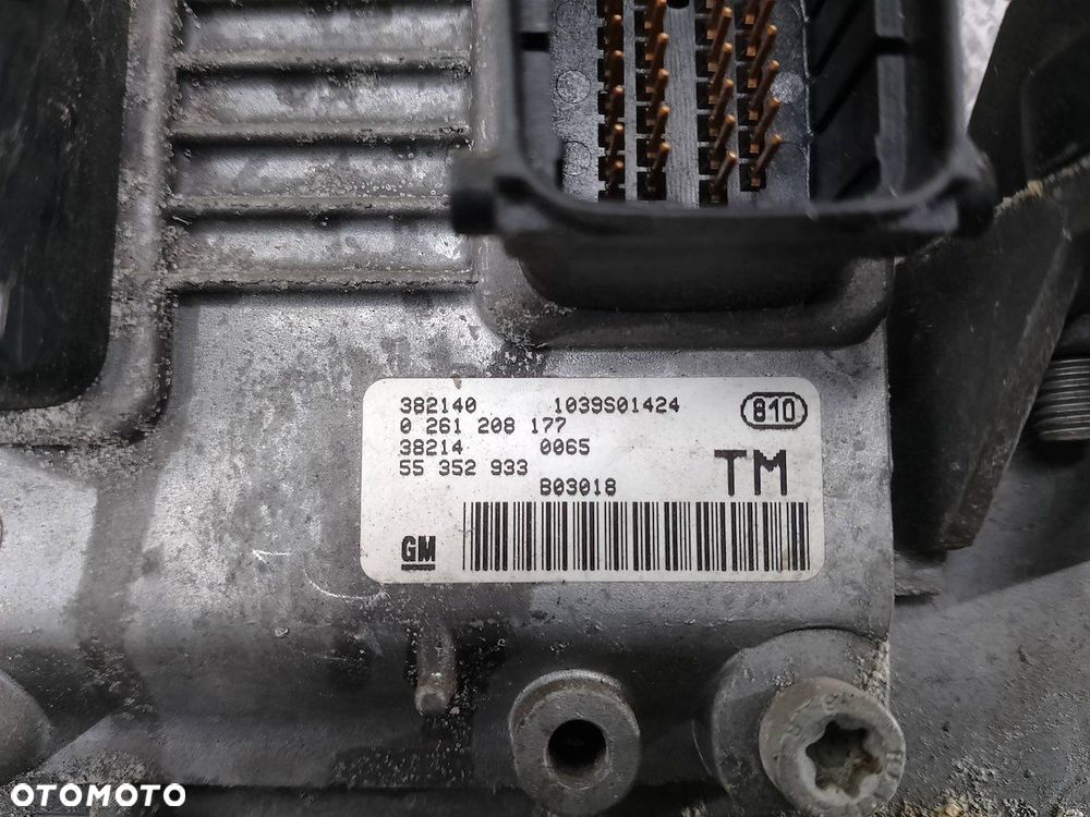 KOMPUTER, STEROWNIK OPEL ZAFIRA A 55352933 0261208177 2.0 16V - 3