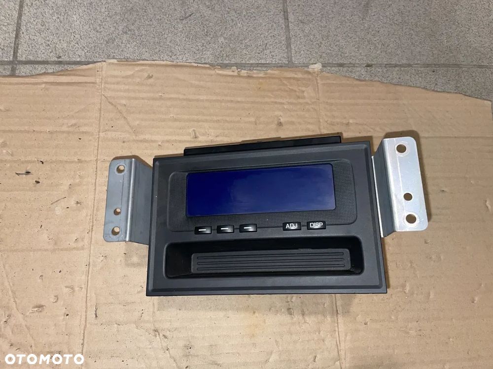 Wyśwetlacz / ekran / monitor radio Mitsubishi L200 08' (oryginalne) - 1