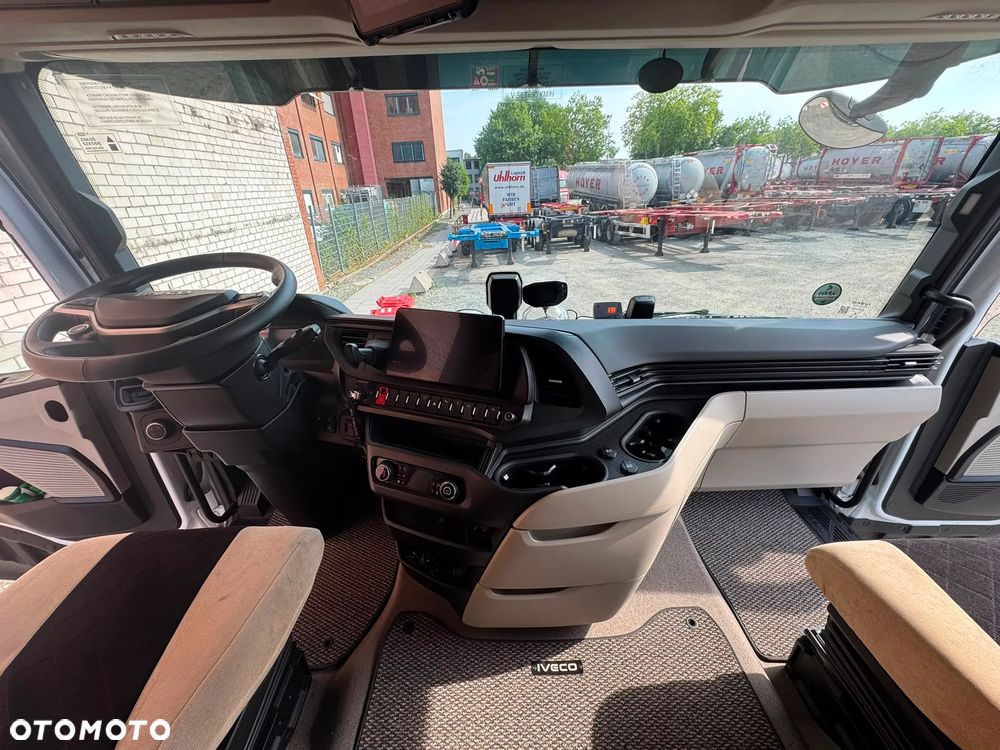 Iveco S-WAY - 9