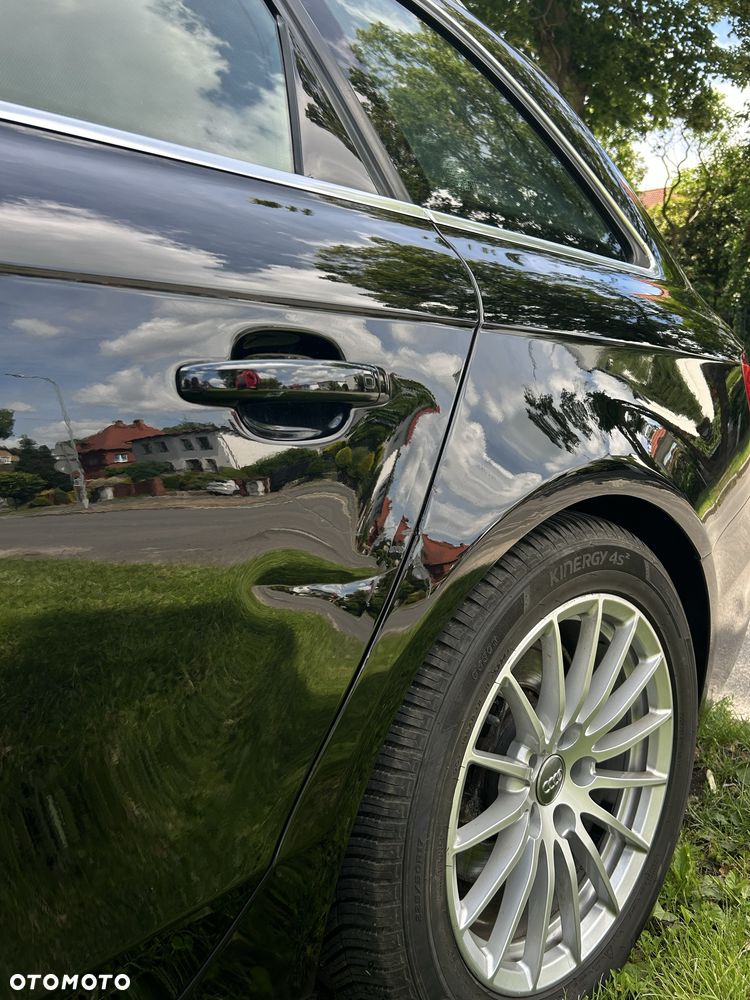 Audi A4 Avant - 6