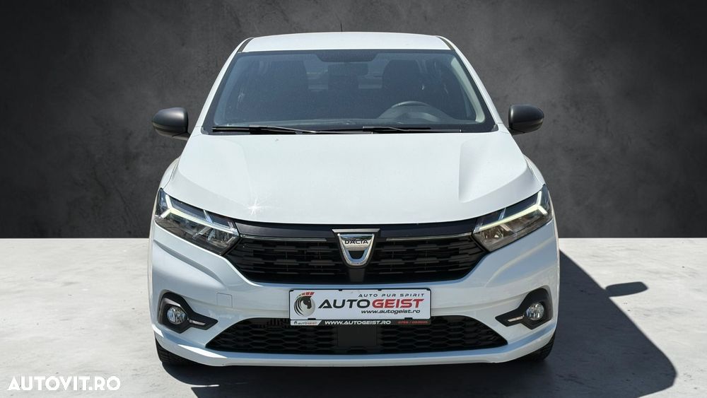 Dacia Logan TCe 90 MT5 Essential - 11