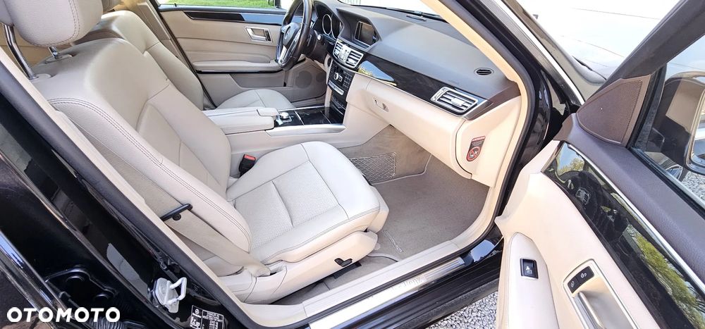 Mercedes-Benz Klasa E 220 BlueTEC 4-Matic Elegance - 9