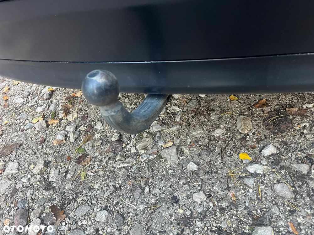 Mercedes-Benz Klasa C 220 CDI Elegance - 9