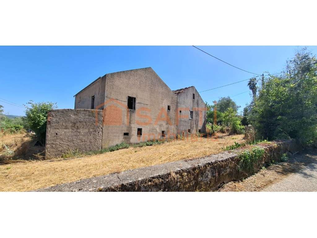 Casa Para Recuperar em Aldeia Ribatejana - Grande imagem: 4/11
