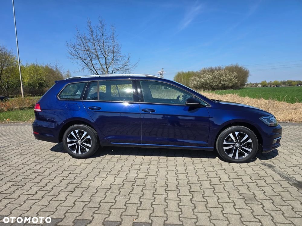 Volkswagen Golf Variant 2.0 TDI SCR DSG IQ.DRIVE - 2