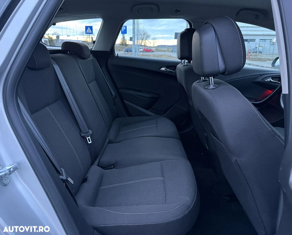 Opel Astra 2.0 CDTI DPF SportsTourer Edition - 7