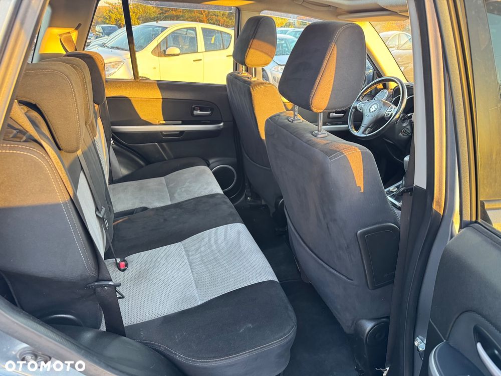 Suzuki Grand Vitara 1.9 DDiS Premium - 12