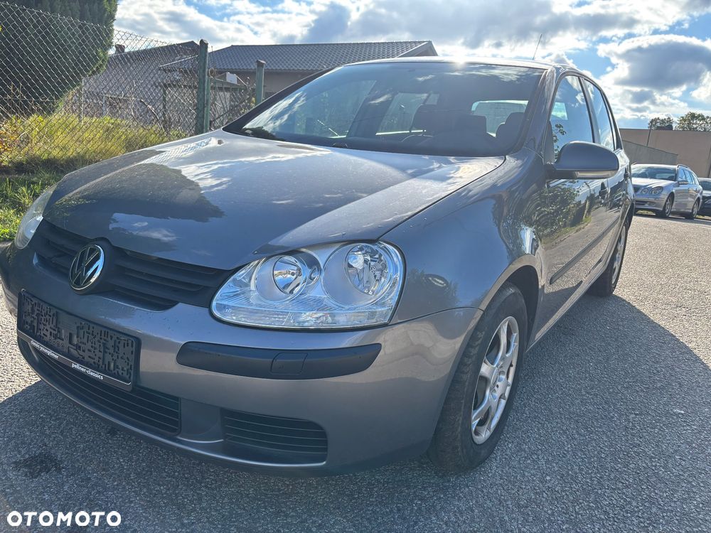 Volkswagen Golf - 1