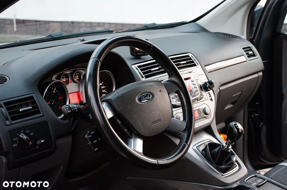 Ford Kuga 2.0 TDCi Titanium - 29