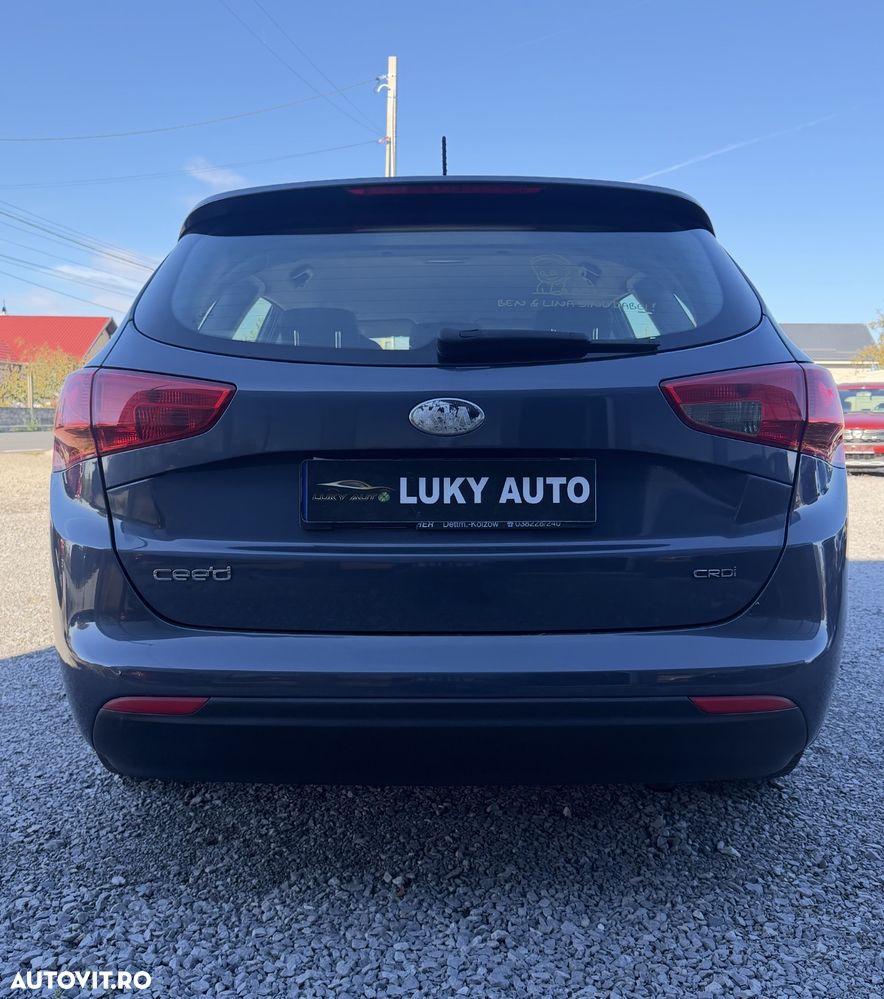 Kia Ceed - 14