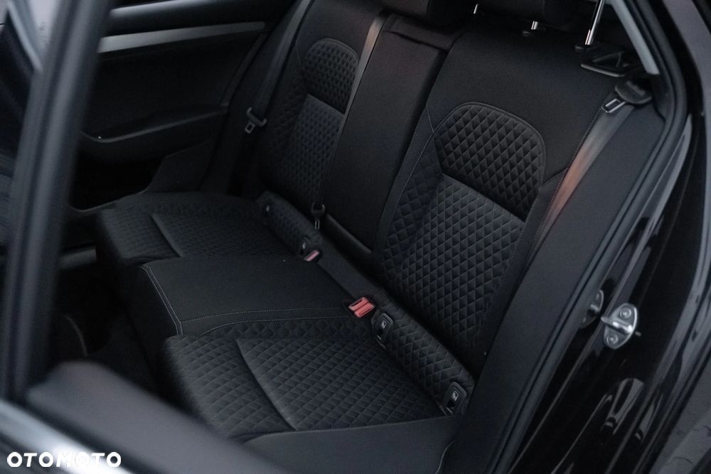 Skoda Superb 2.0 TDI L&K DSG - 30