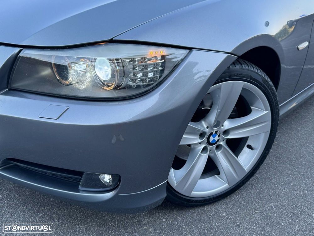 BMW 320 d Touring - 9