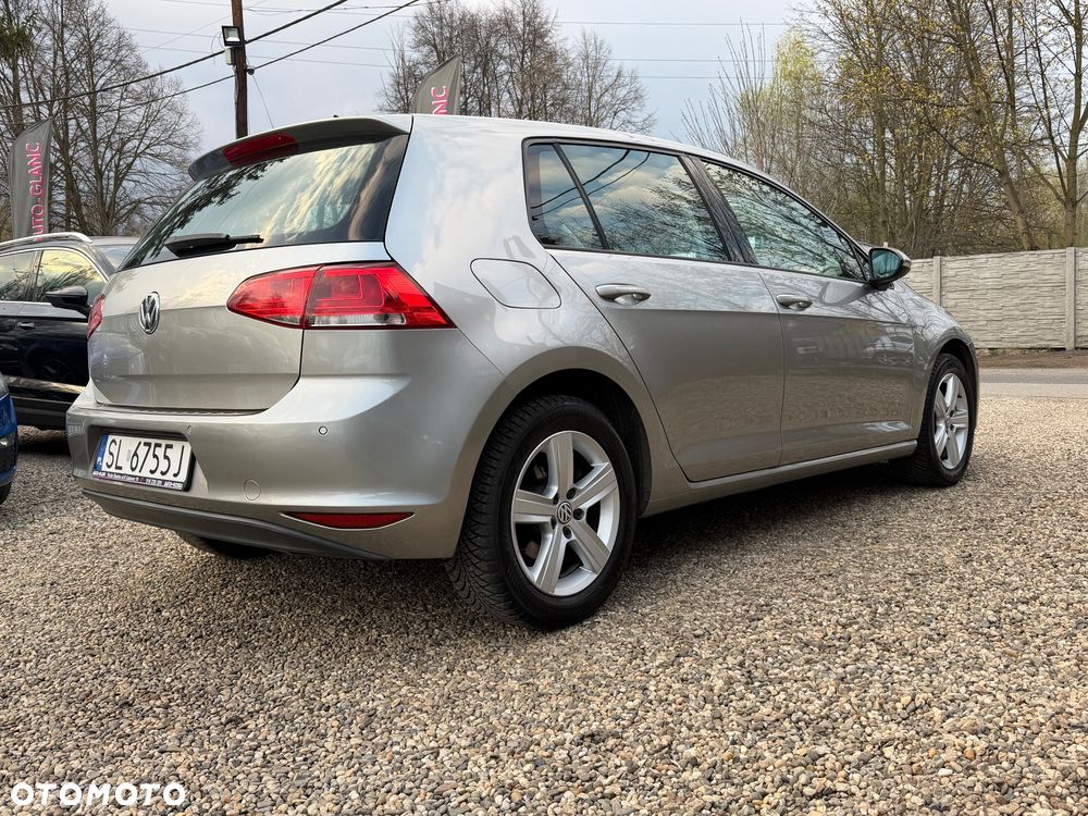 Volkswagen Golf 1.2 TSI BMT Trendline Perfectline - 5