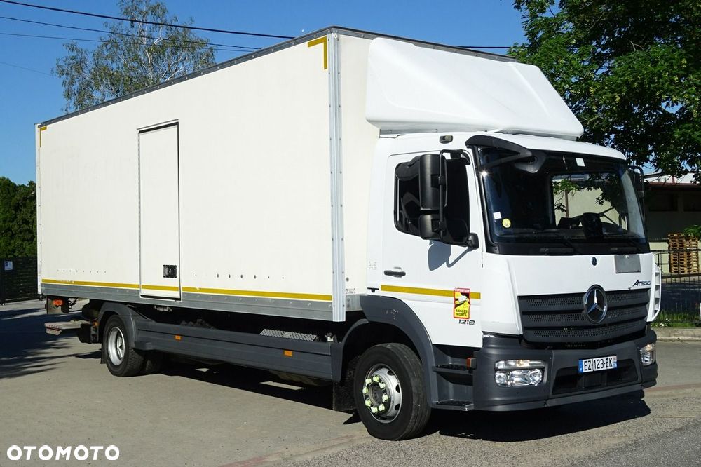 Mercedes-Benz Atego 1218 Euro6 tylko 323tys.km Kontener 18p winda Sprowadzony - 12