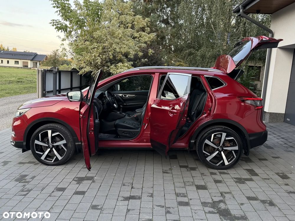 Nissan Qashqai 1.6 DCi Tekna+ - 17