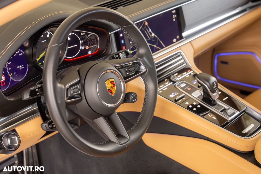 Porsche Panamera 4 E-Hybrid Platinum Edition - 22