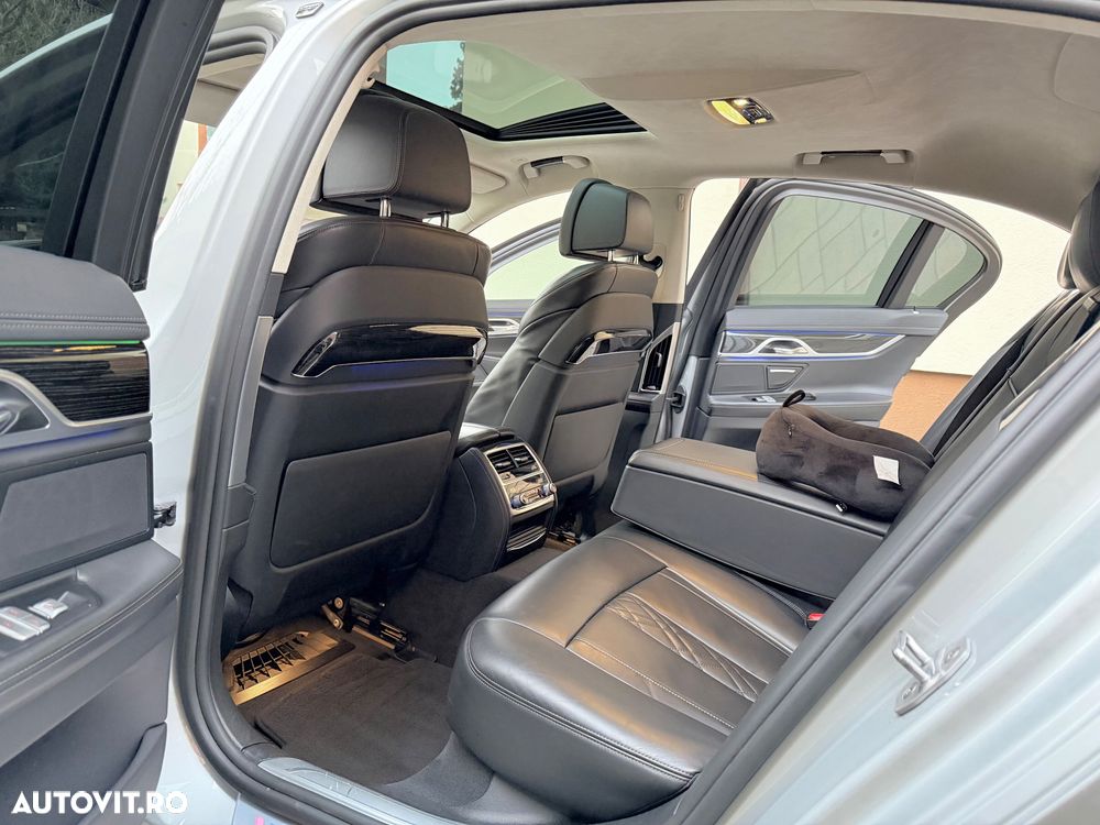 BMW Seria 7 740d xDrive - 12