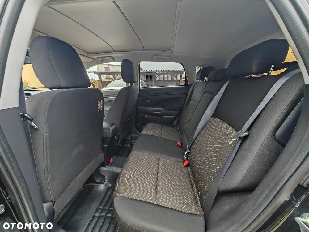 Mitsubishi ASX 1.6 2WD Instyle - 25