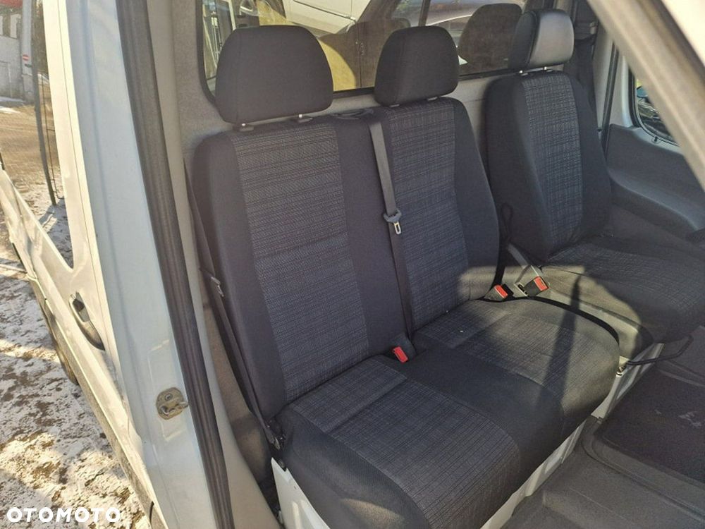 Mercedes-Benz Sprinter - 20